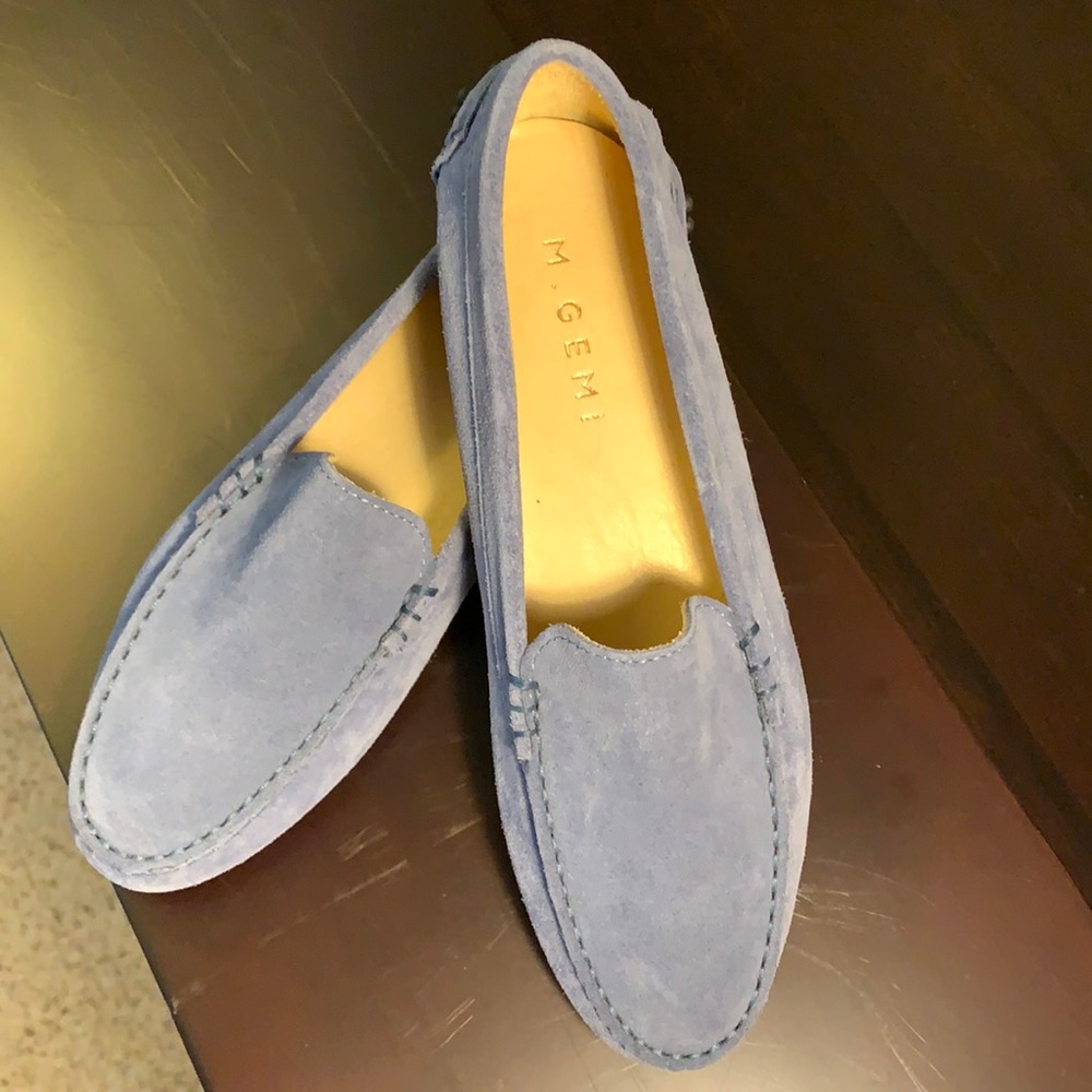 M Gemi suede moccasins. Never worn! 38.5 Italy